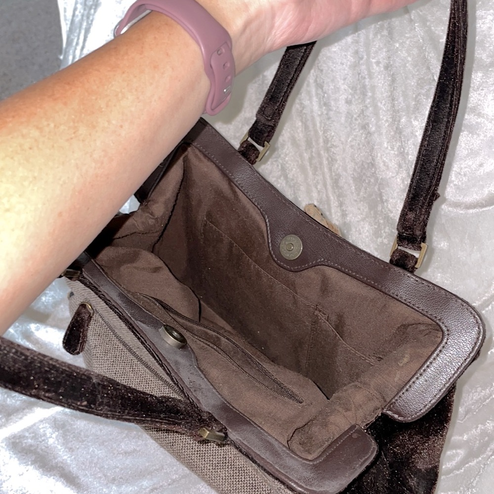 Beautiful embellished handbag - Picture 5 of 6